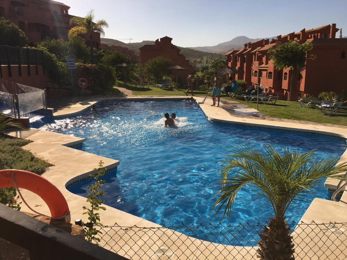 Beautiful 2-Bed Bathrooms Estepona Apartment Exterior foto