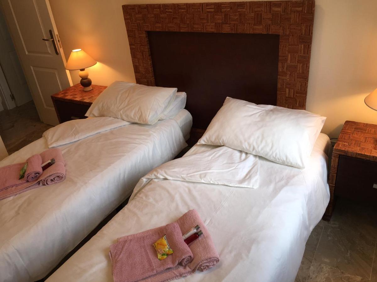 Beautiful 2-Bed Bathrooms Estepona Apartment Exterior foto